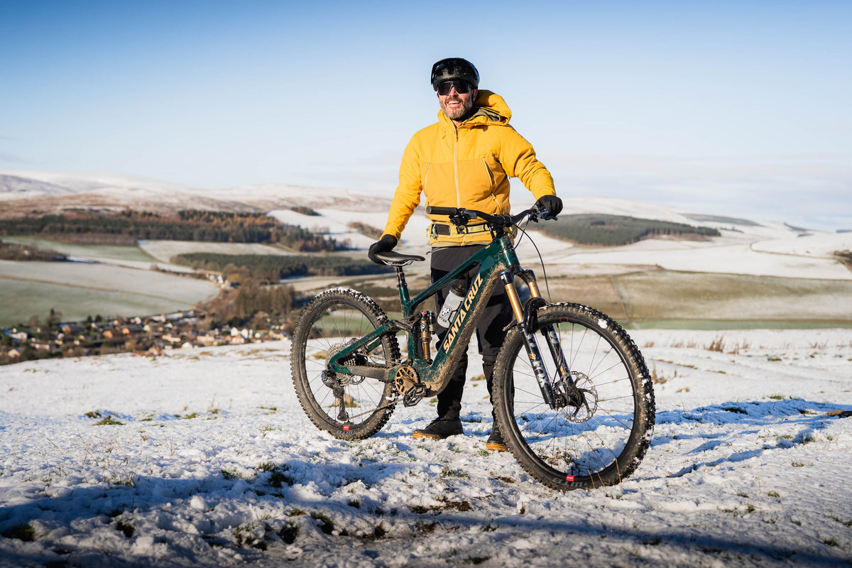 Andy and his custom Santa Cruz Vala CC