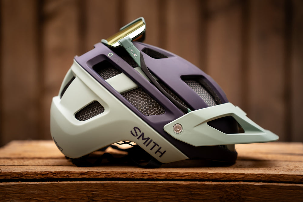 smith forefront 2 trail helmet MIPS Matte White / Cement / Small Ionic+ antimicrobial lining offers sweat Smith Optics Forefront 2 MIPS