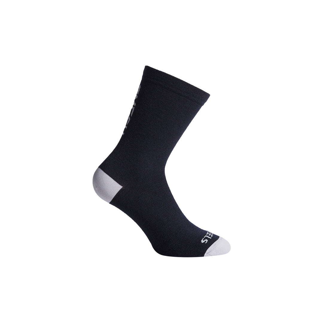 7mesh Ashlu Merino Sock 7" in Black at Tweed Valley Bikes