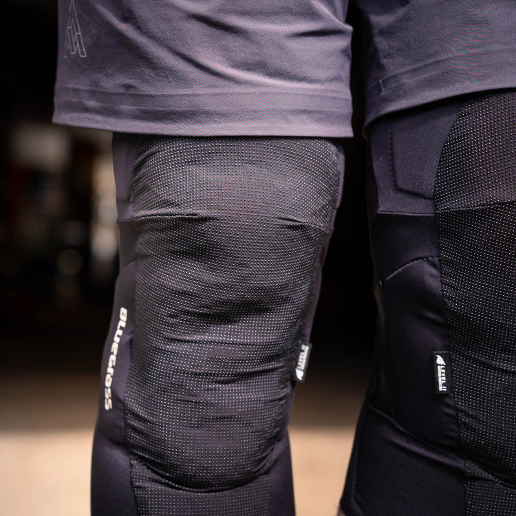 Bluegrass Aura Core Kneepads