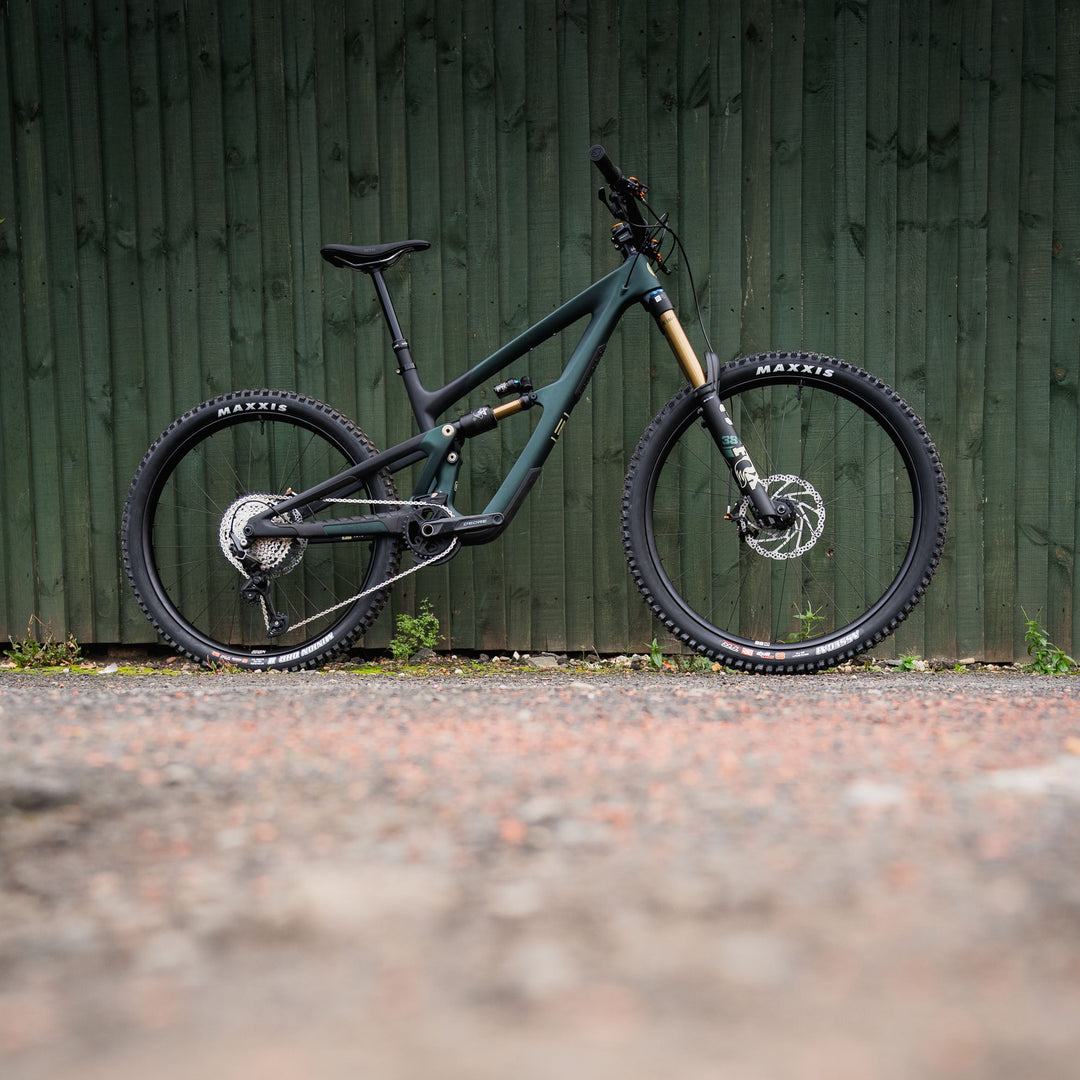 Ibis Hd6 custom build with Hope GR 4 brakes