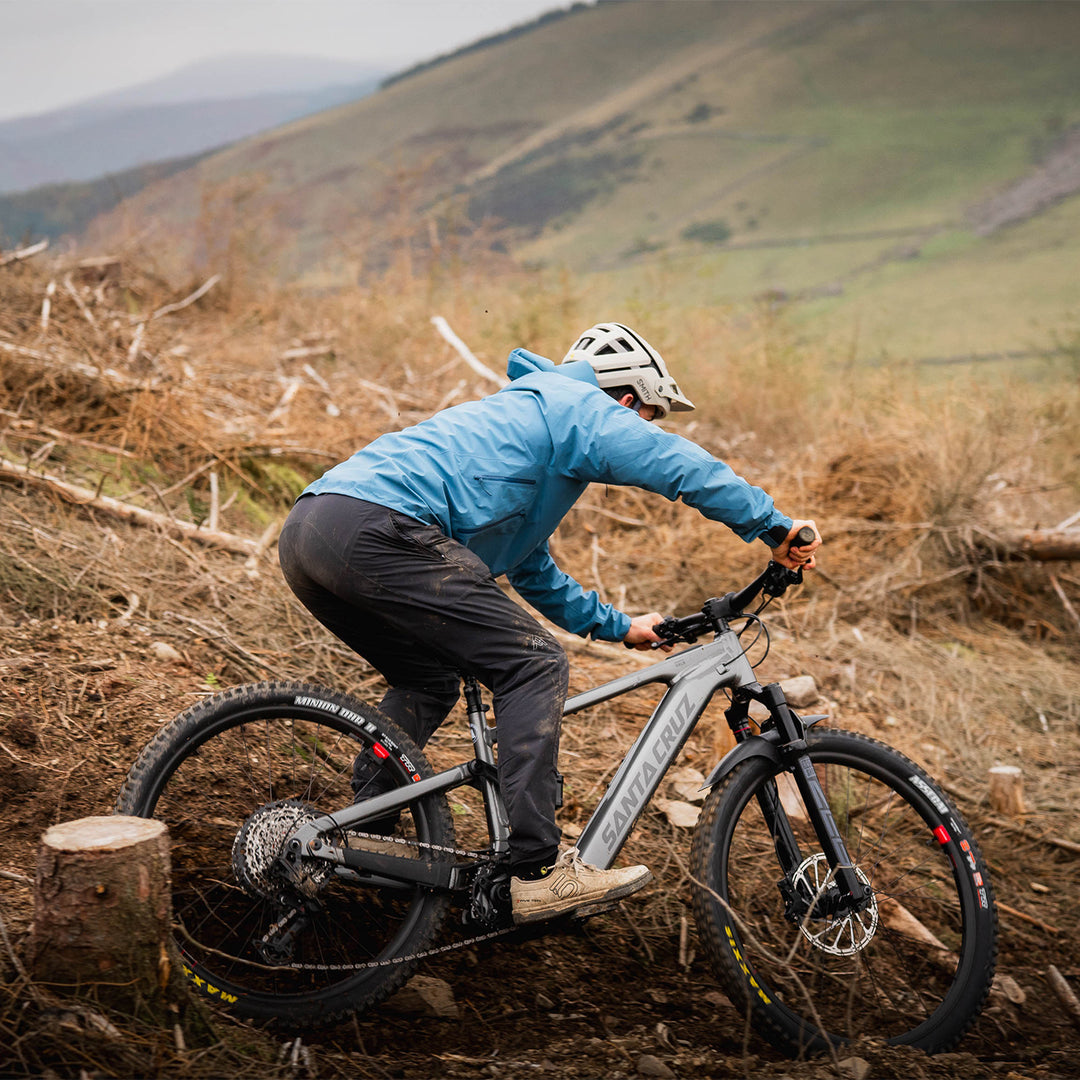 Riding the Maxxis Minion DHRII on the Golfie